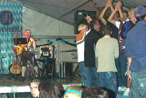 Oktoberfest beim Schtzenhaus tisheim