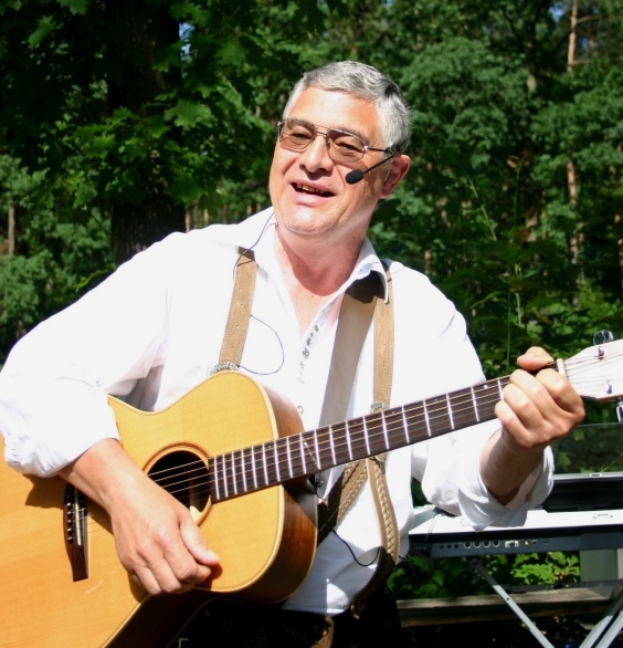 Musik Gitarre und Gesang live, Volksmusik, Schlager zu Geburtstag, Fest, Party